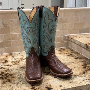 Justin Cowboy Boots model L5527